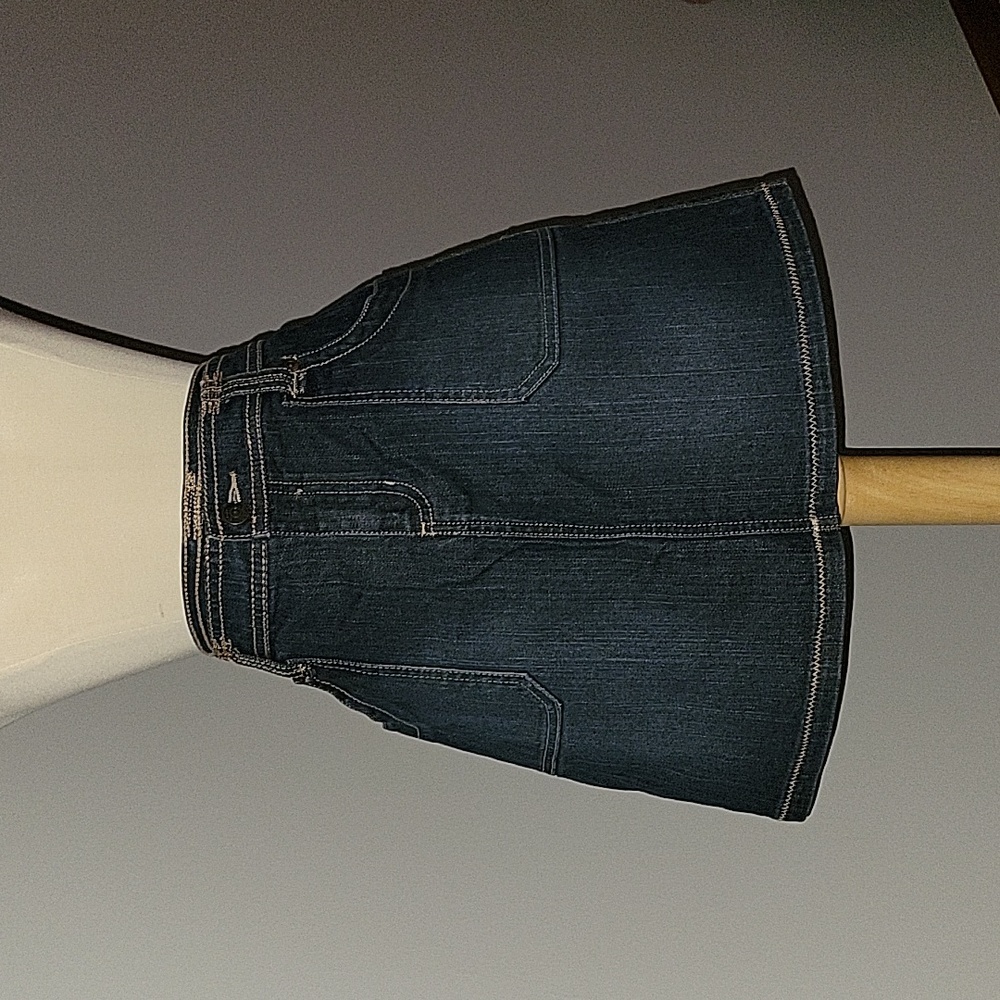 Daisy Fuentes blue jean denim mini skirt womens size 8 gently loved - Picture 1 of 8